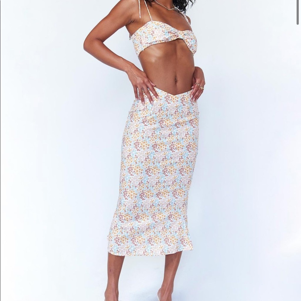 Princess Polly the Ava set floral